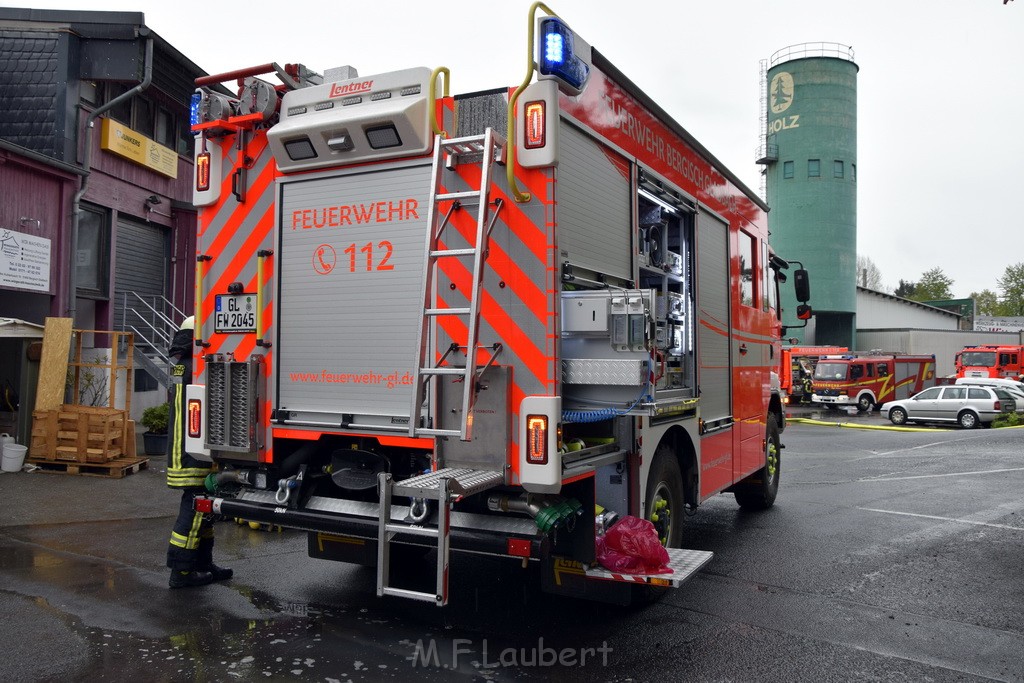 Feuer 4 Bergisch Gladbach Gronau Am Kuhlerbusch P382.JPG - Miklos Laubert